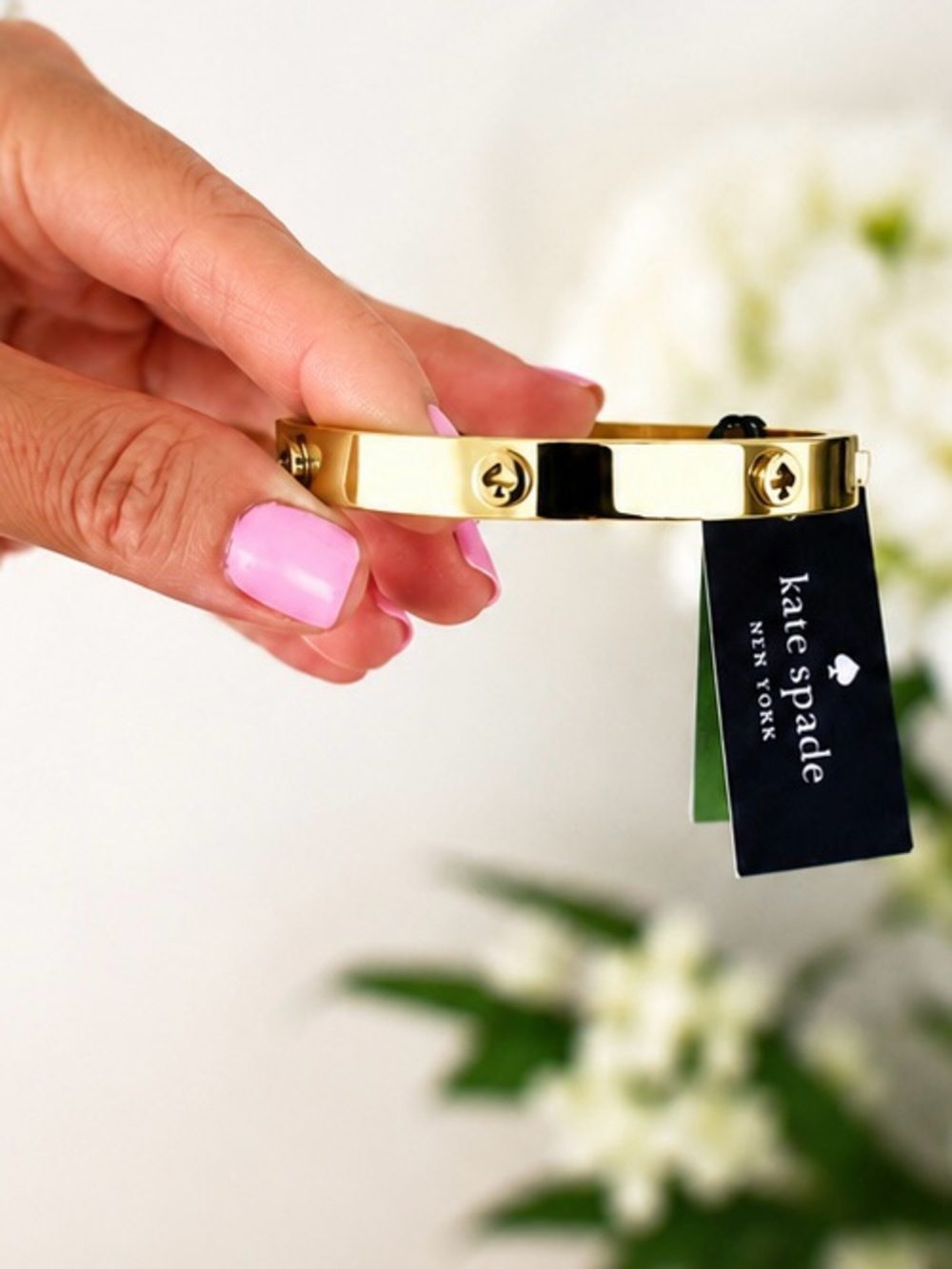 kate spade Gold Spade Accent Bangle Bracelet / New ✨ - Picture 6 of 8